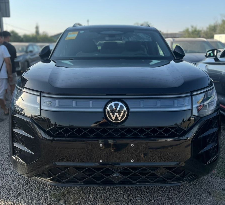 Volkswagen Teramont Pro (DCC)